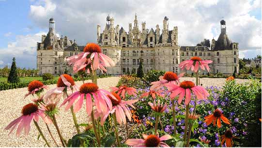 8 Reasons to Visit the Loire Valley On Your Next School Trip 8 Reasons to Visit the Loire Valley On Your Next School Trip